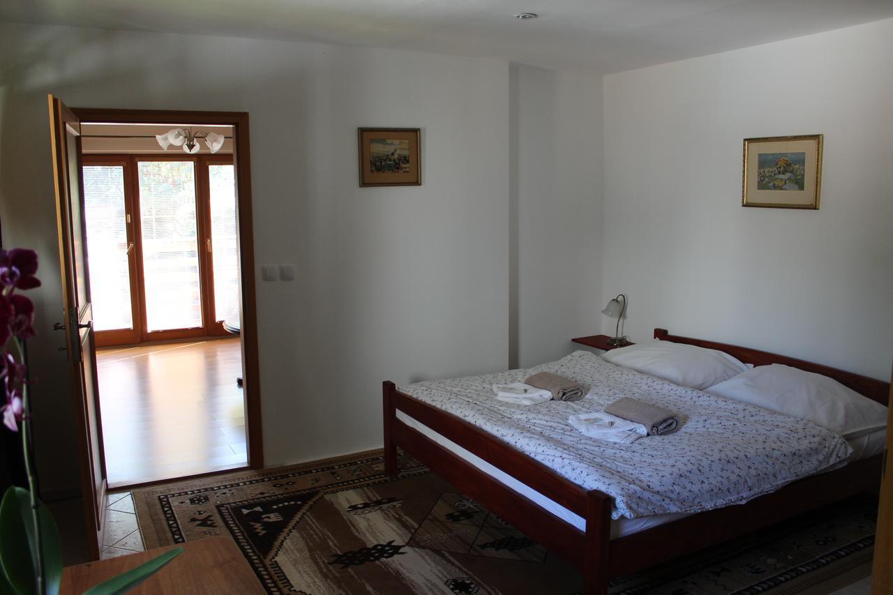 Hotel Excellent Kroměříž מראה חיצוני תמונה