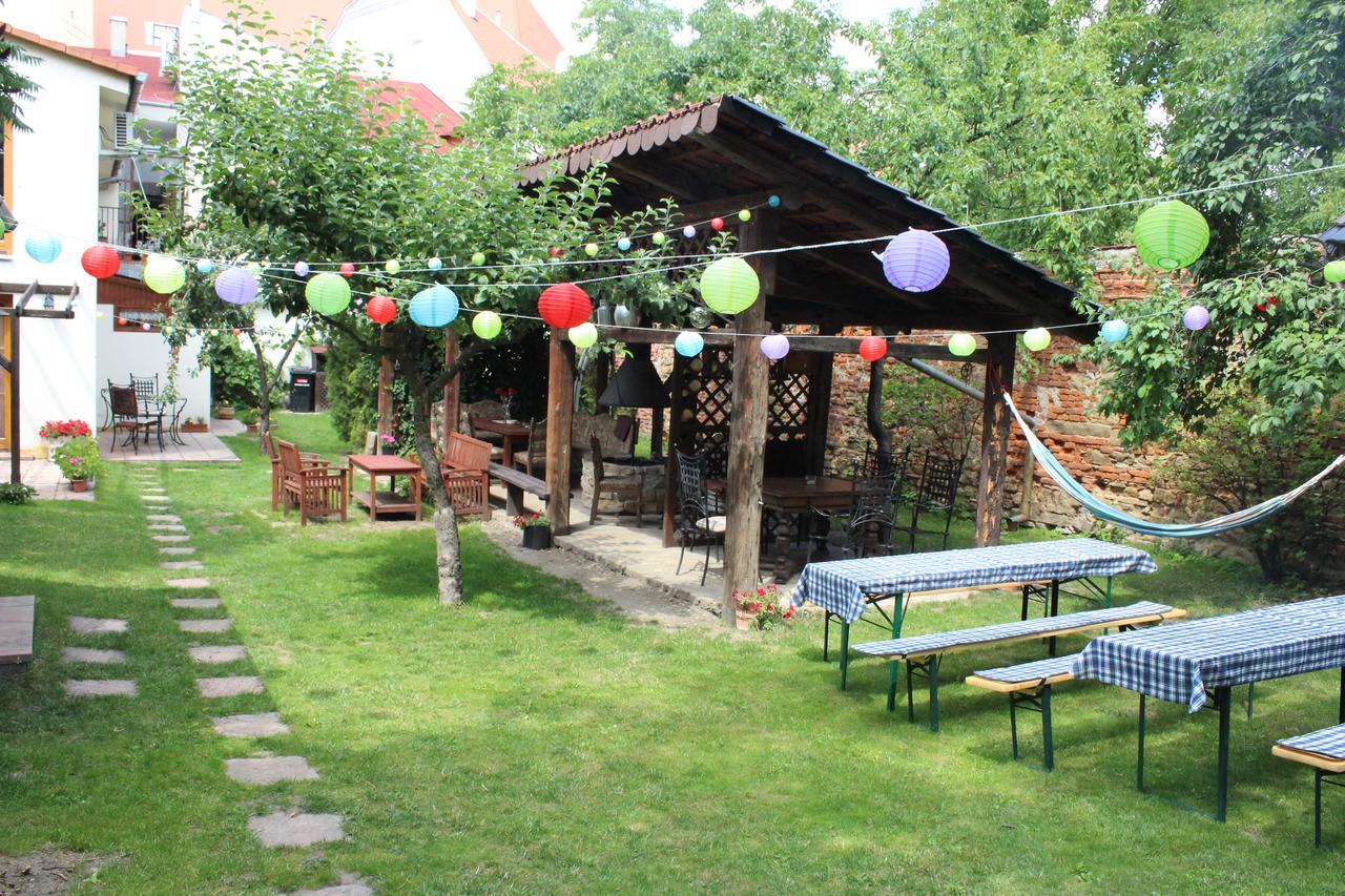 Hotel Excellent Kroměříž מראה חיצוני תמונה
